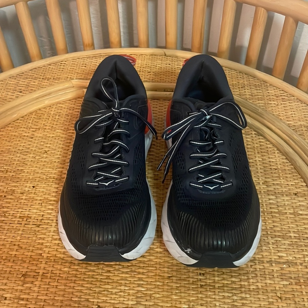 Hoka Bondi 7- Women size 7
